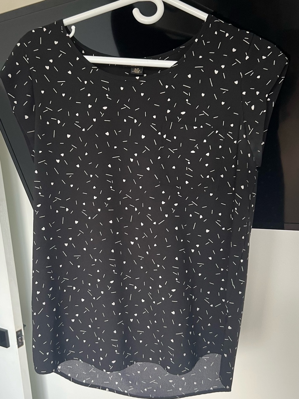 Black Cap-Sleeve Printed Sheath Dress